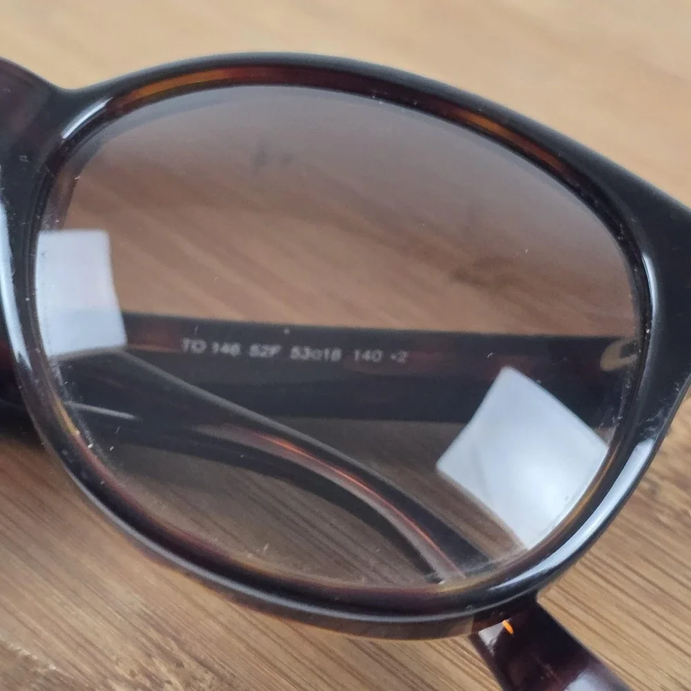 Tod's TO 146 52F Sunglasses Womens 53-18 Brown Tortoise Cat Eye Gradient Italy